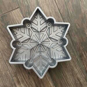 Nordic Ware Snowflake Pull Apart Cake Pan Heavy Cast Aluminum Christmas‎ Winter